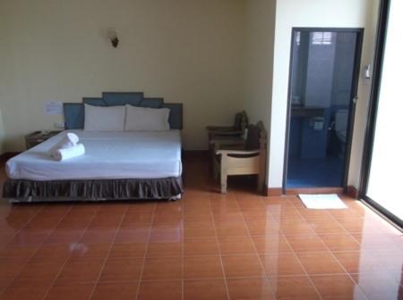 SR Hotel Surat Thani Kamer foto
